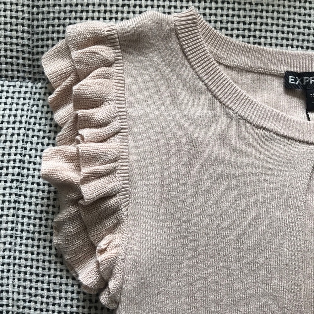 NWT • Express • Tan Crop Top - Picture 3 of 5